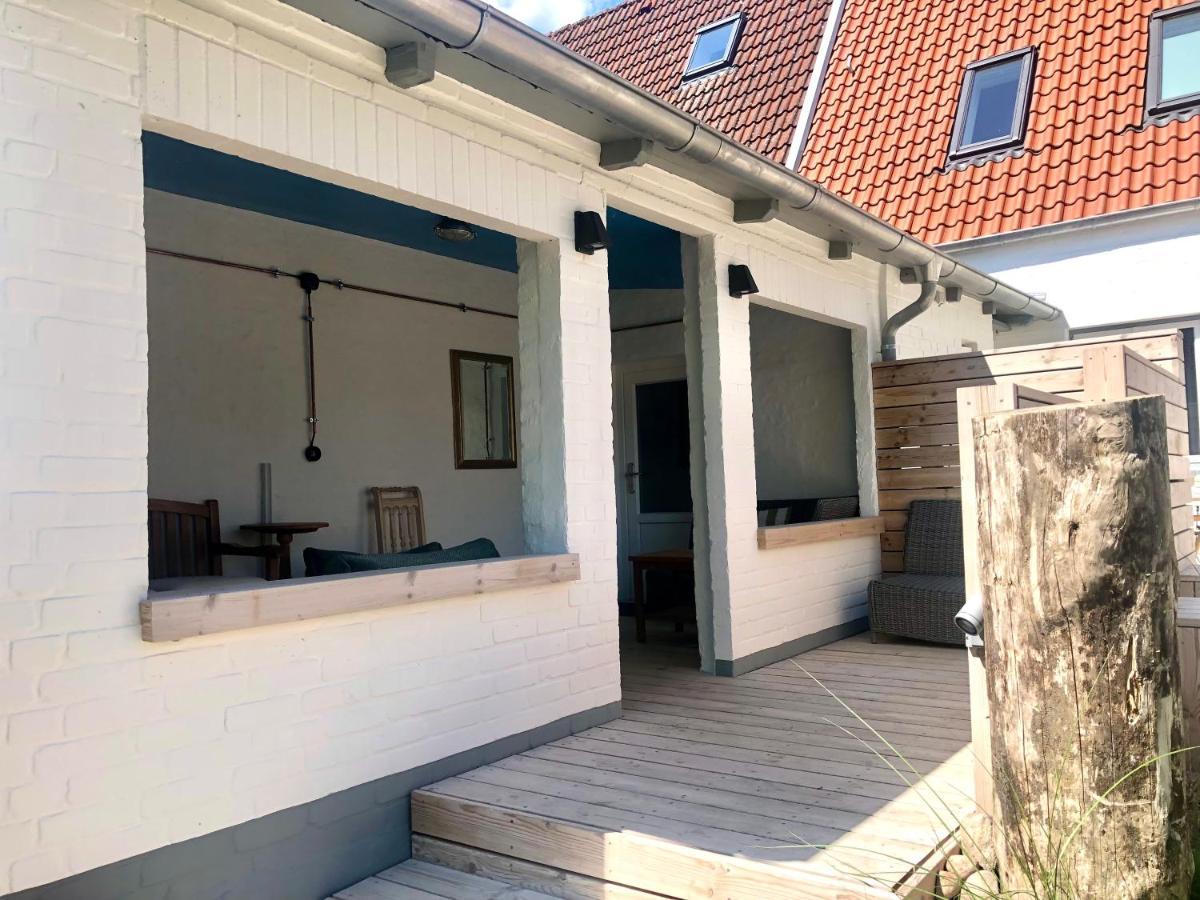 Gaestehaus Kajuete Direkt Am Wasser フリードリッヒシュタット エクステリア 写真