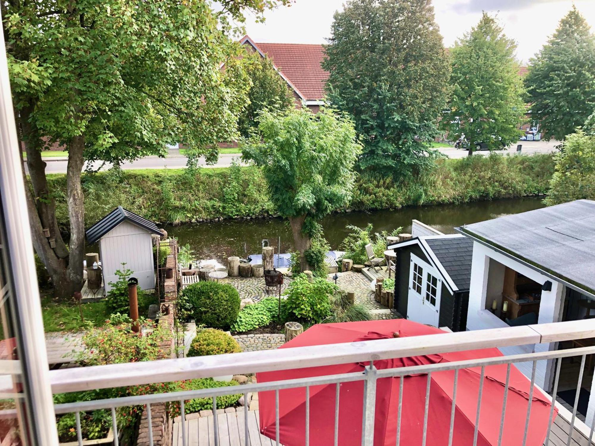 Gaestehaus Kajuete Direkt Am Wasser フリードリッヒシュタット エクステリア 写真