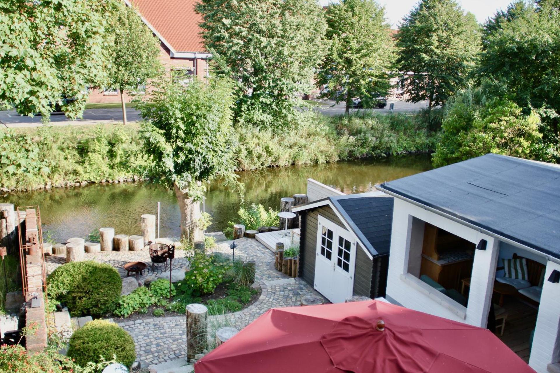 Gaestehaus Kajuete Direkt Am Wasser フリードリッヒシュタット エクステリア 写真